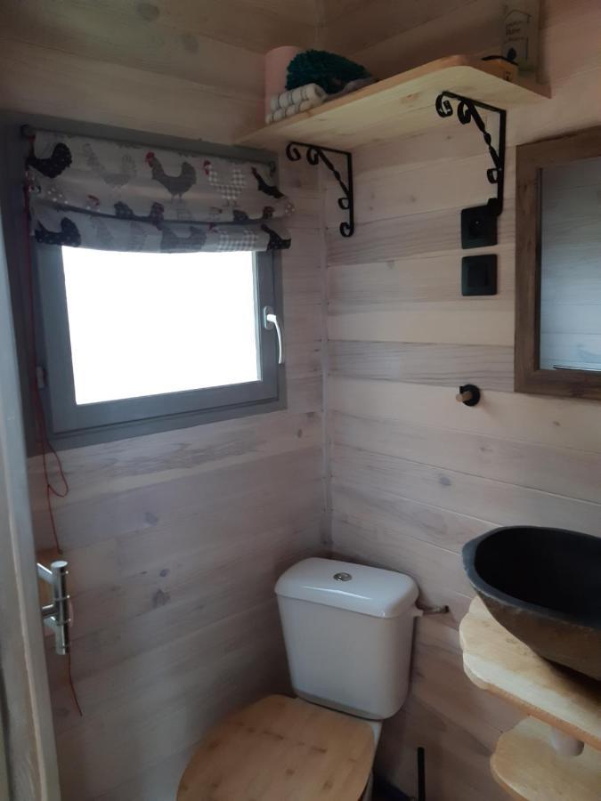 Tiny House Pensionat Saint-Vallier  Exteriör bild