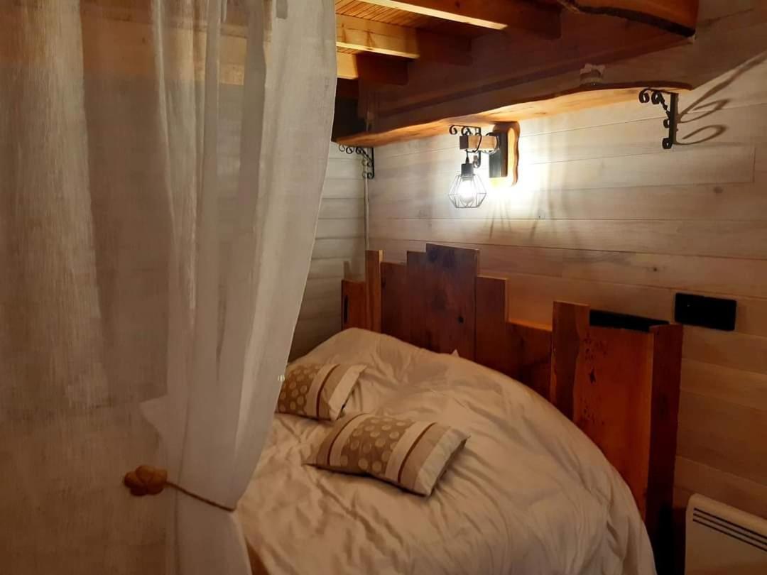 Tiny House Pensionat Saint-Vallier  Exteriör bild