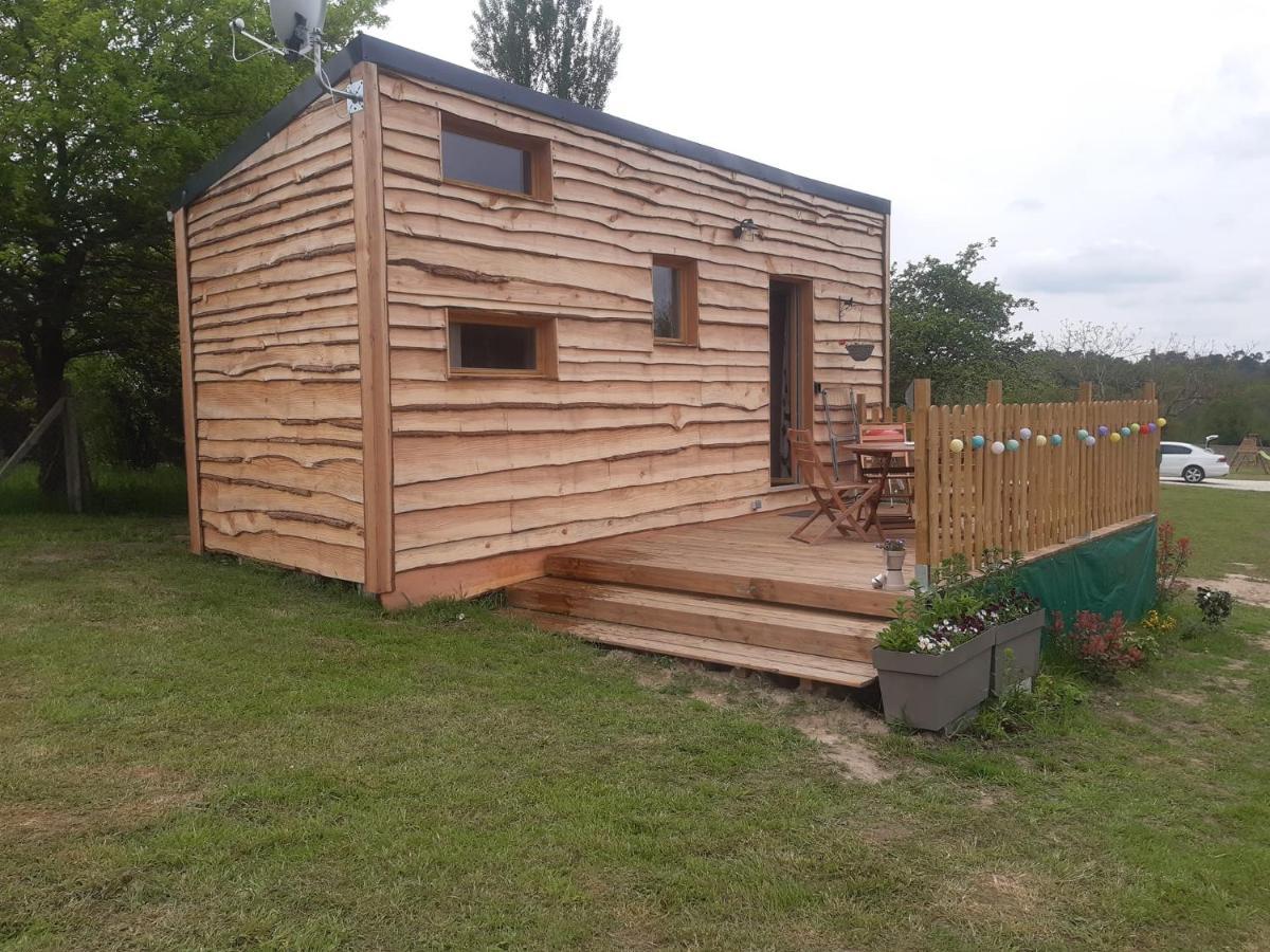 Tiny House Pensionat Saint-Vallier  Exteriör bild