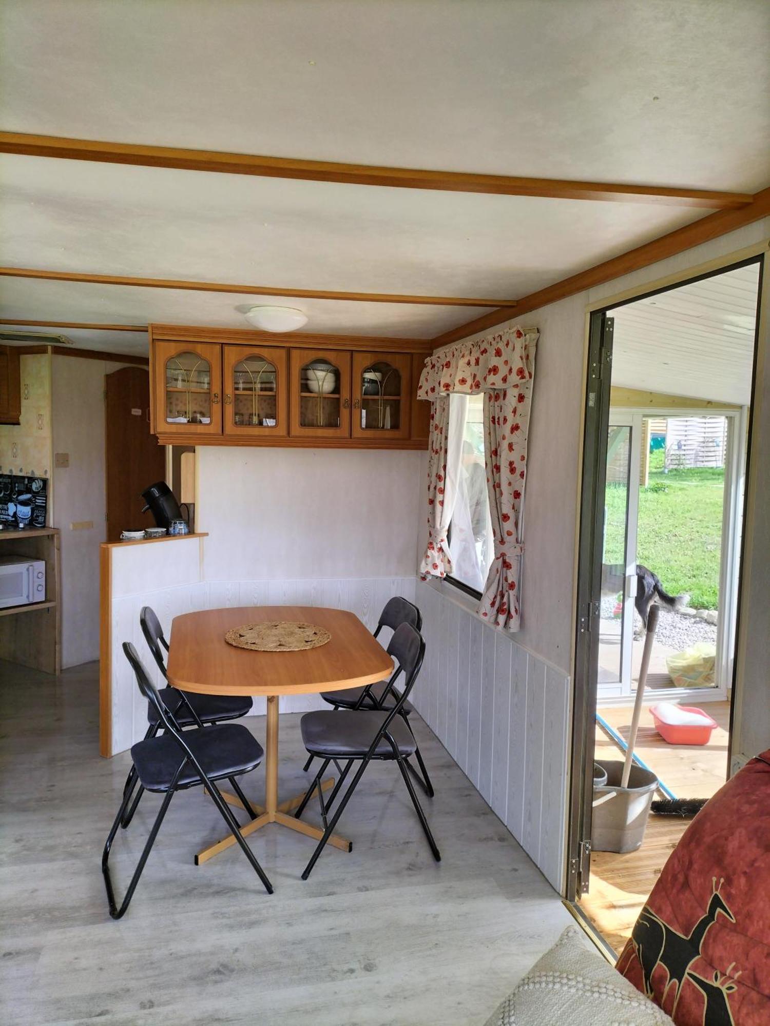 Tiny House Pensionat Saint-Vallier  Exteriör bild