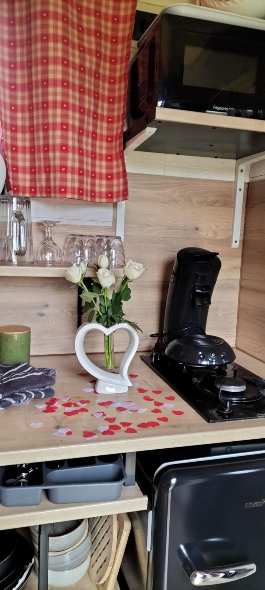 Tiny House Pensionat Saint-Vallier  Exteriör bild